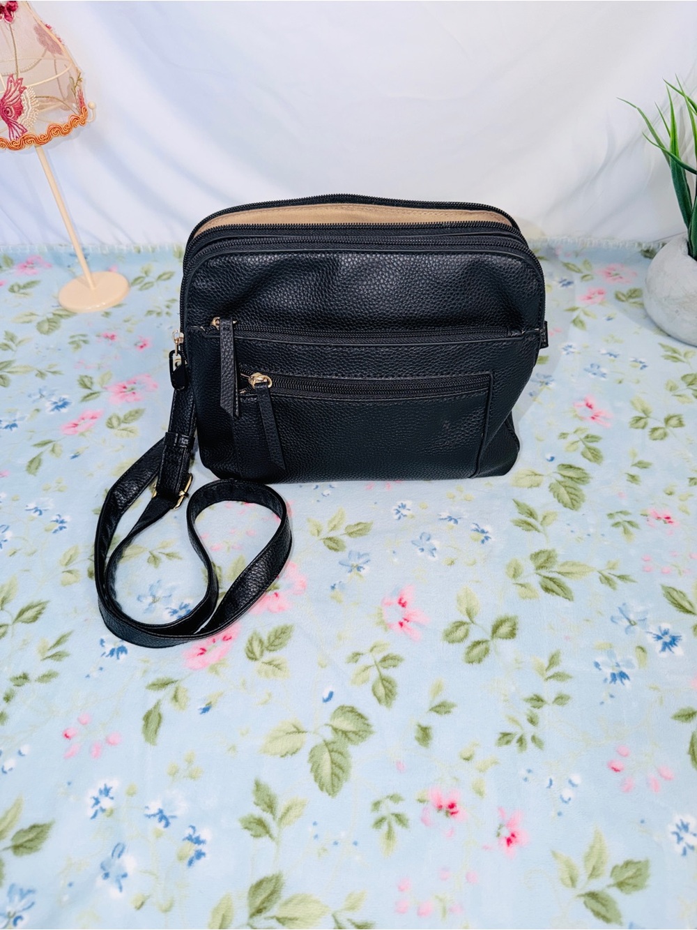 Kelly & Katie Classic Black Crossbody Bag - Everyday Mini Purse 👜